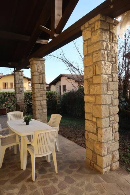 Casa Rene: Appartamento In Franciacorta Castegnato Exterior photo
